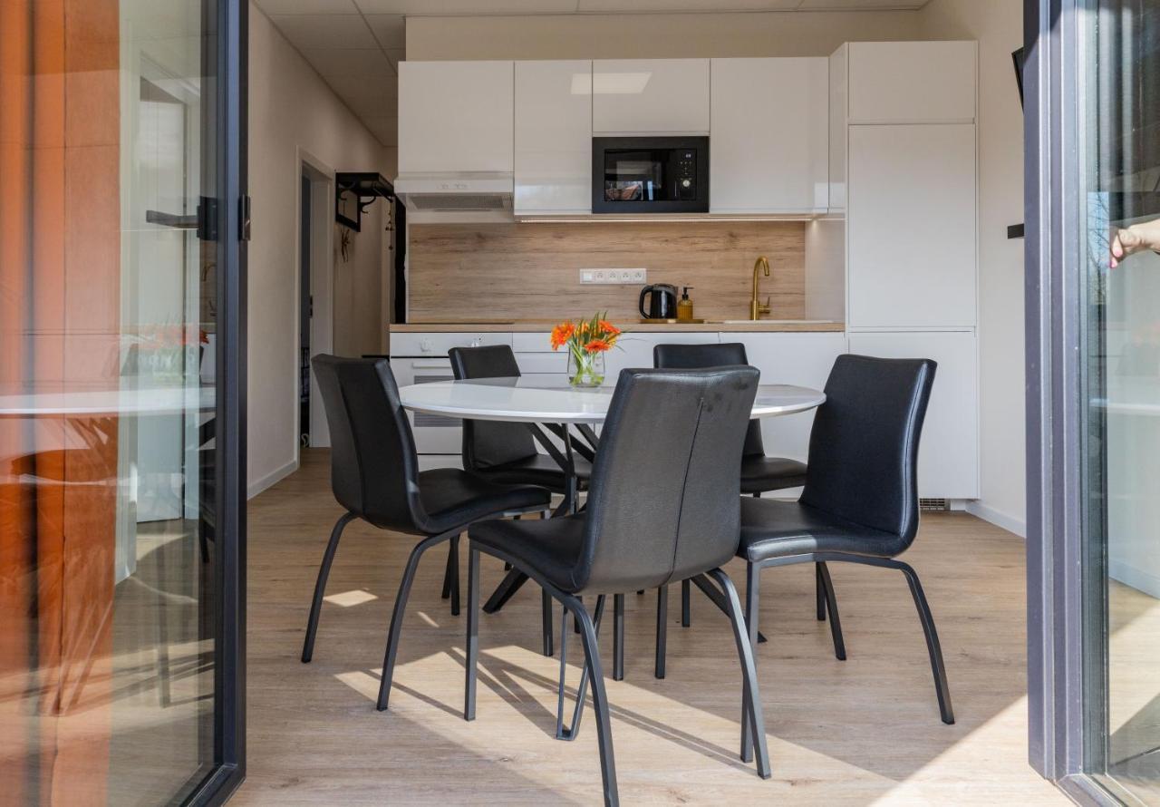 Sunny Apartment With Free Parking Zvolen Buitenkant foto