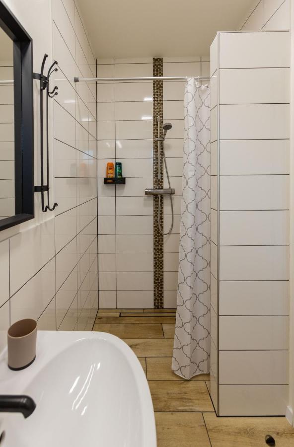 Sunny Apartment With Free Parking Zvolen Buitenkant foto