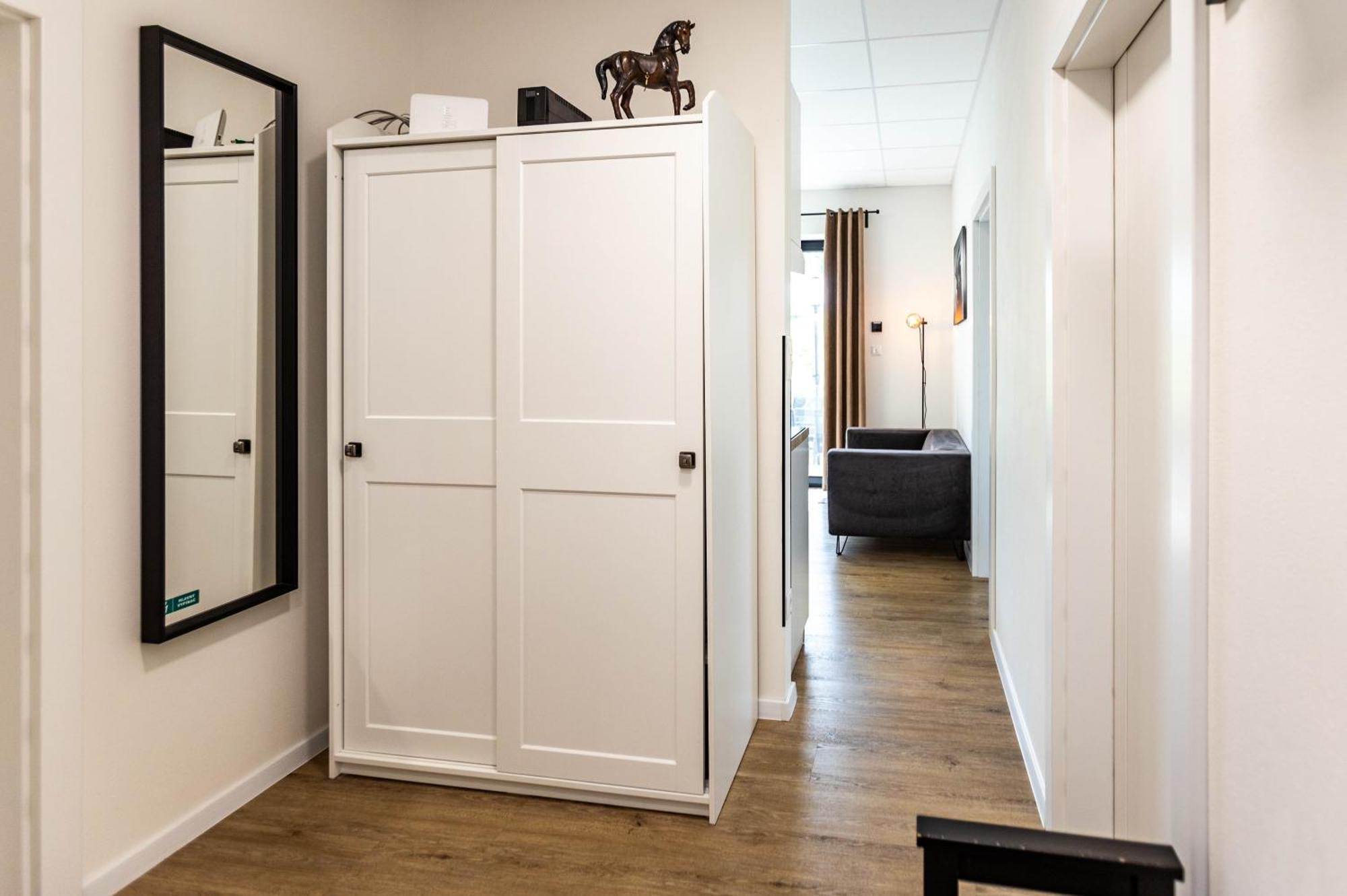 Sunny Apartment With Free Parking Zvolen Buitenkant foto
